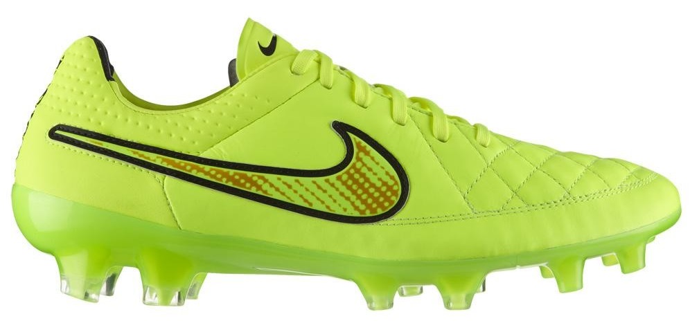 nike tiempo legend volt